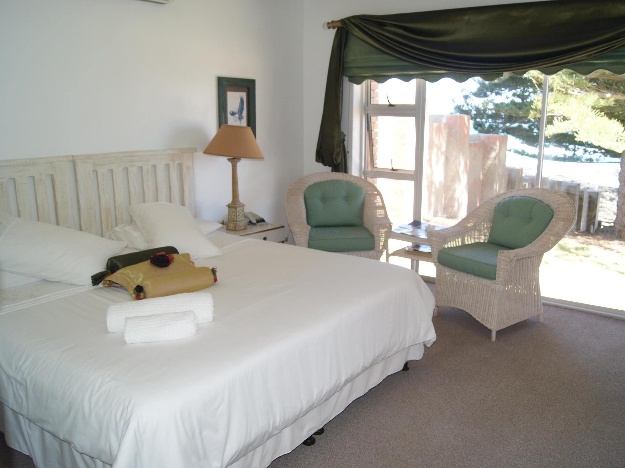 Sea Otters Lodge Kini Bay Ngoại thất bức ảnh