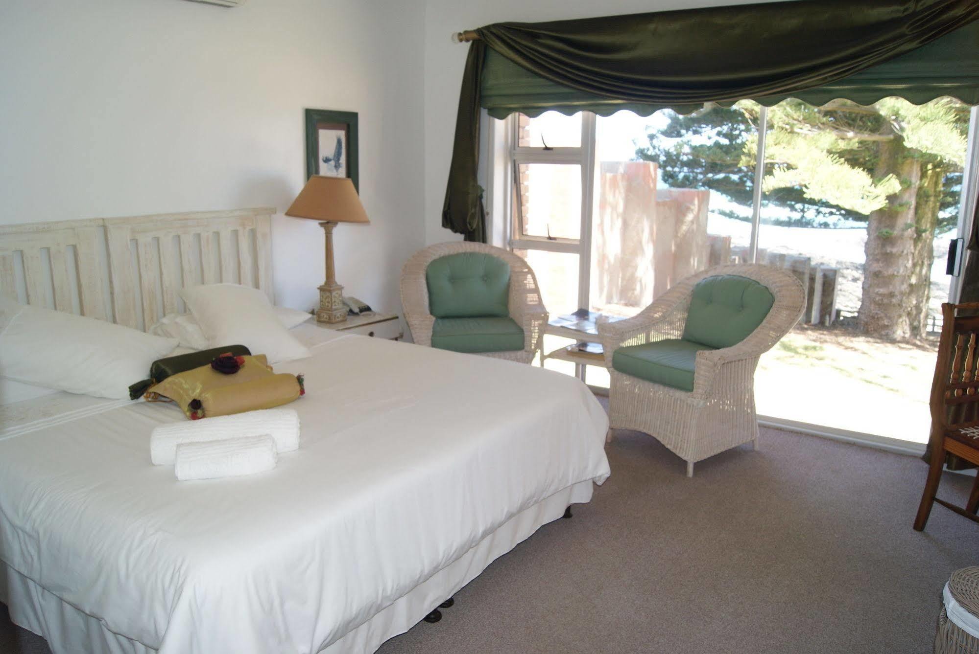 Sea Otters Lodge Kini Bay Ngoại thất bức ảnh