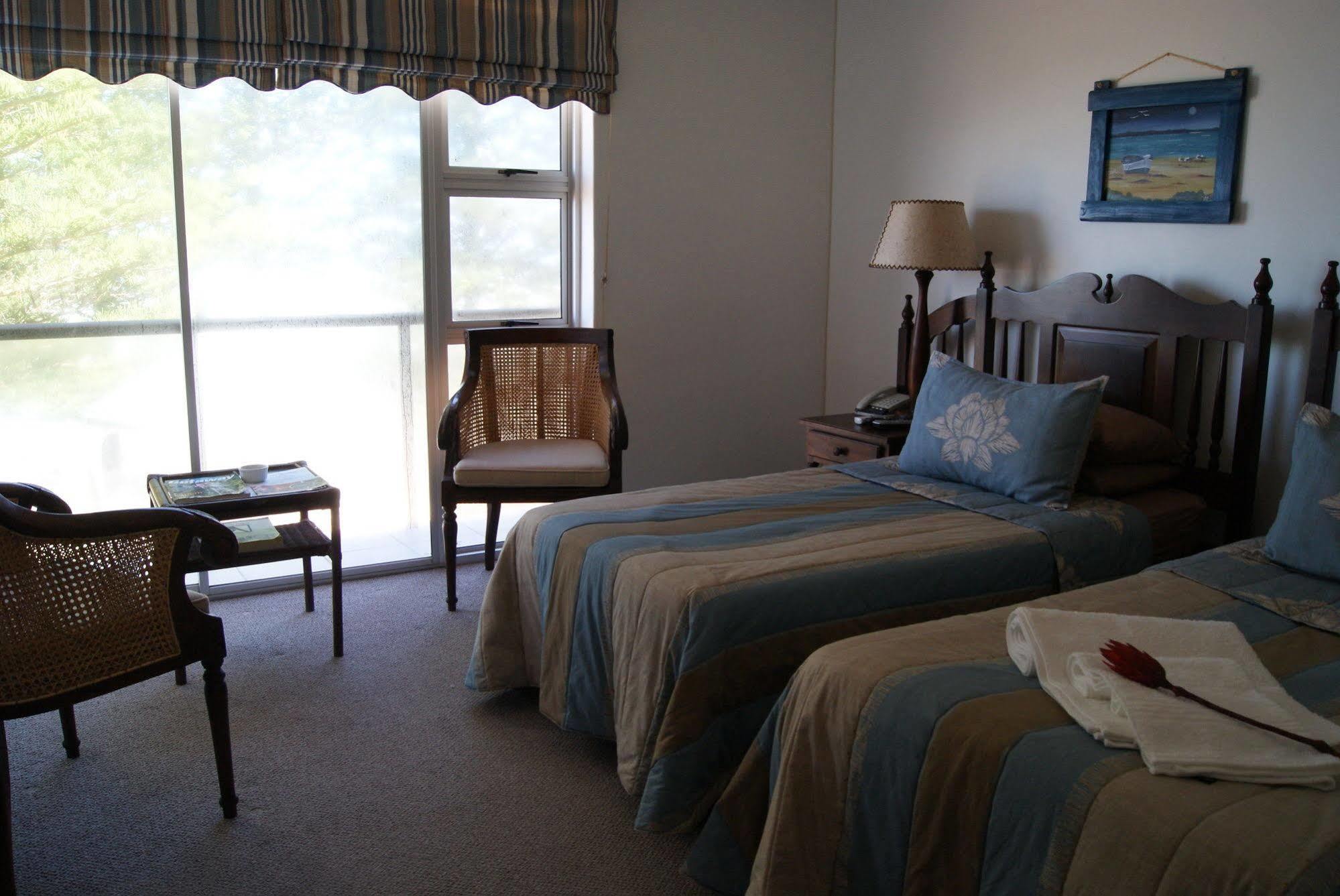 Sea Otters Lodge Kini Bay Ngoại thất bức ảnh