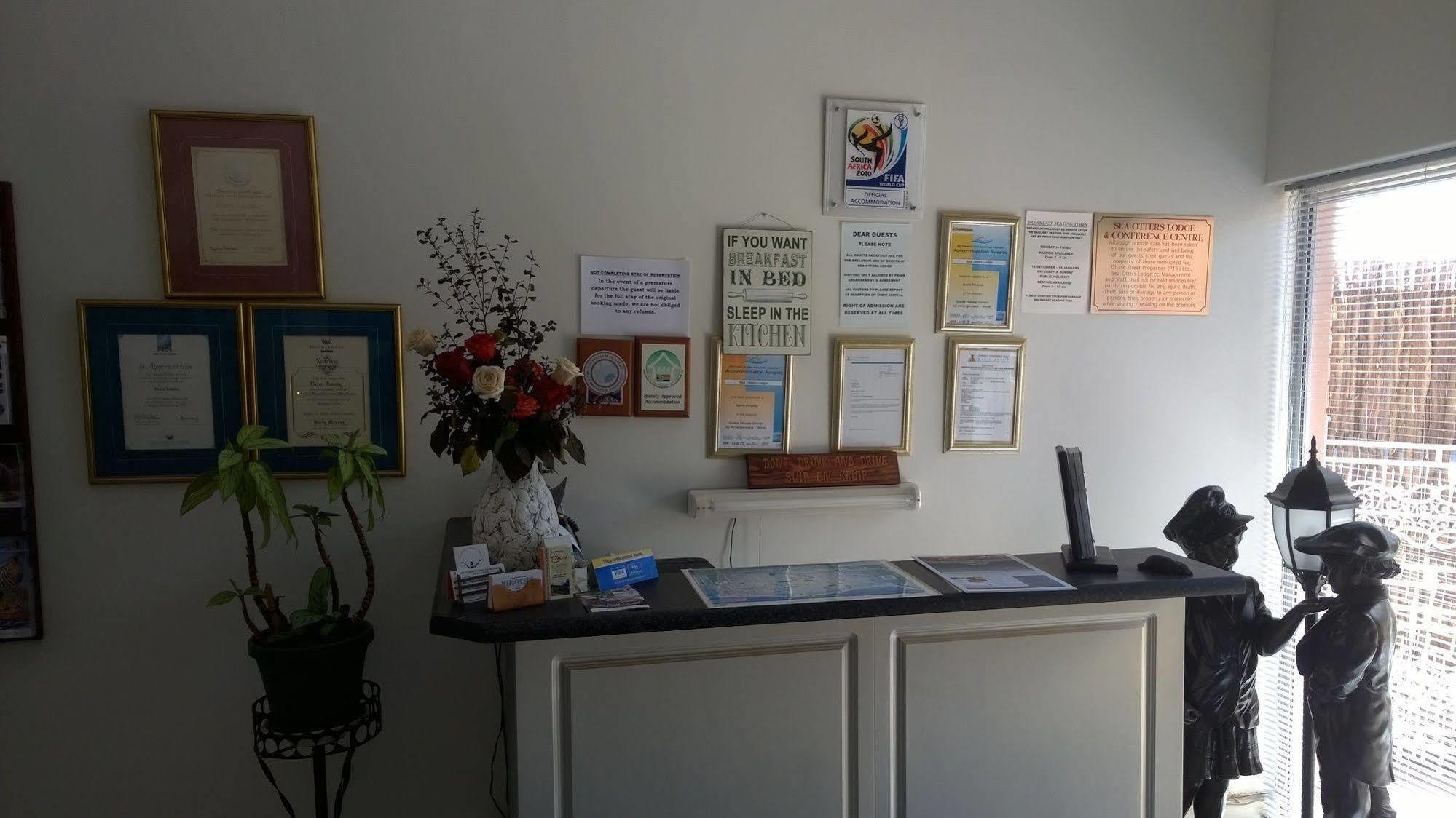 Sea Otters Lodge Kini Bay Ngoại thất bức ảnh